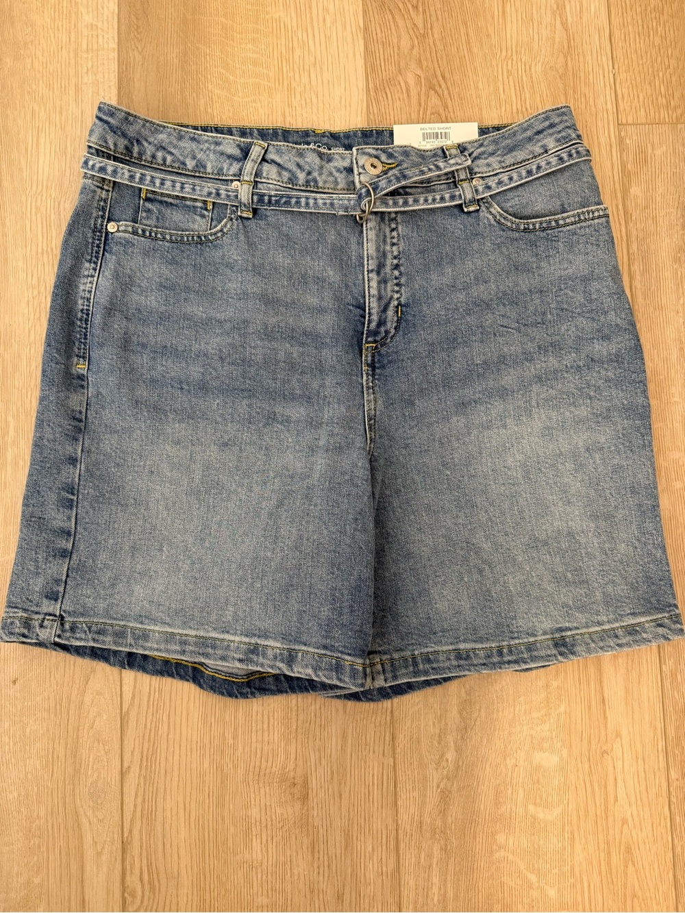Style & Co. Blue Denim Belted Shorts NWT size 14
